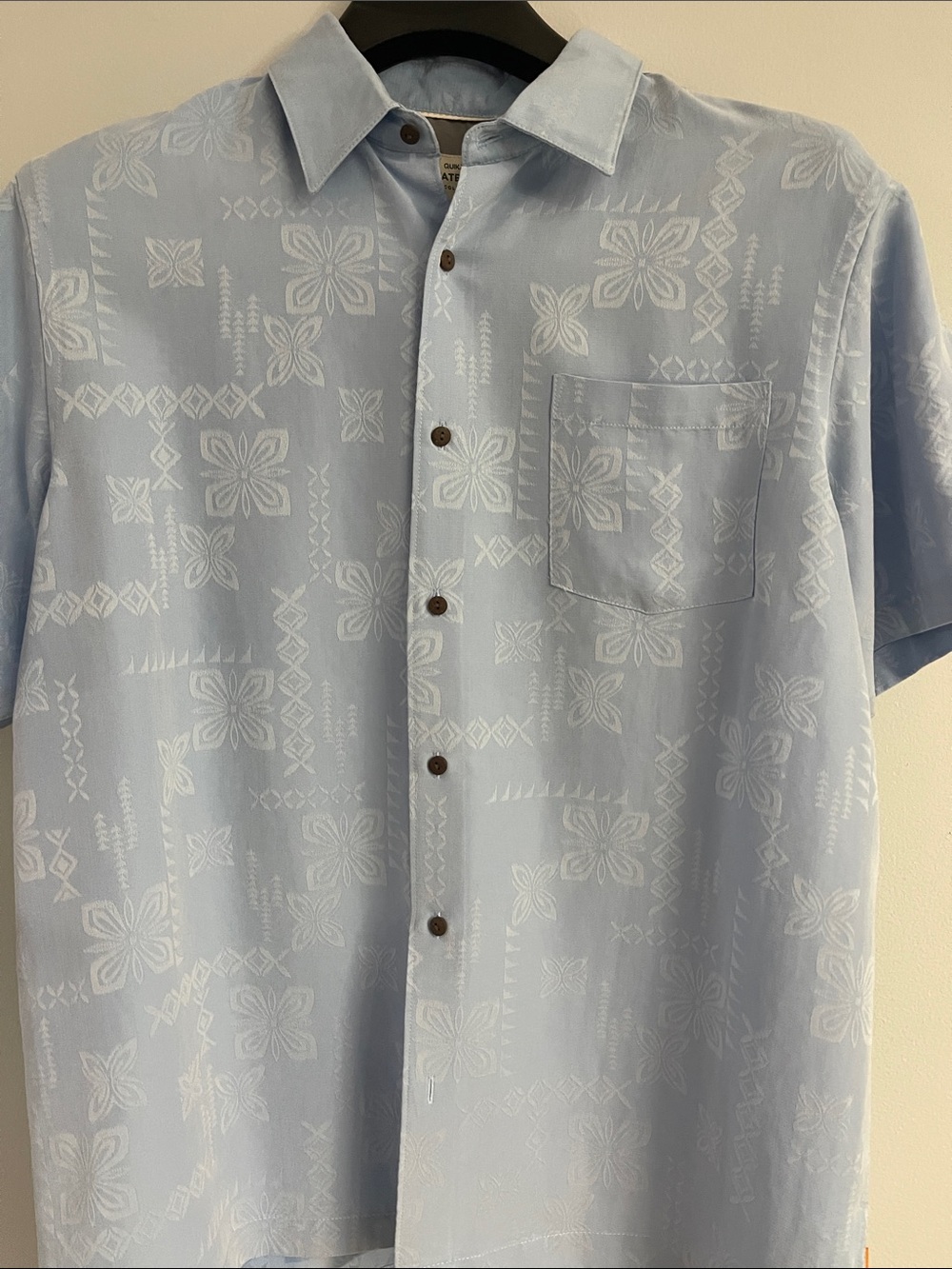 Quiksilver Light Blue Floral Jacquard Short-Sleeve Button-Down Shirt